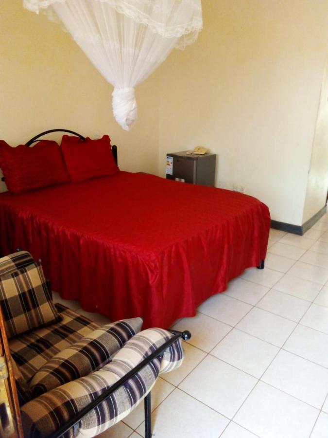 Westcliff Hotel Lira Εξωτερικό φωτογραφία